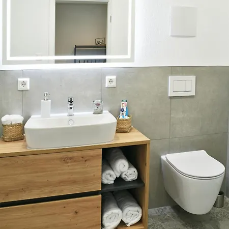 Schoenes Appartement, Zentral In Biberach Биберах-ан-дер-Рис Экстерьер фото