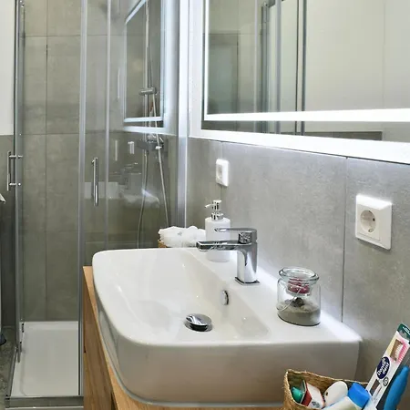 Schoenes Appartement, Zentral In Biberach Биберах-ан-дер-Рис Экстерьер фото